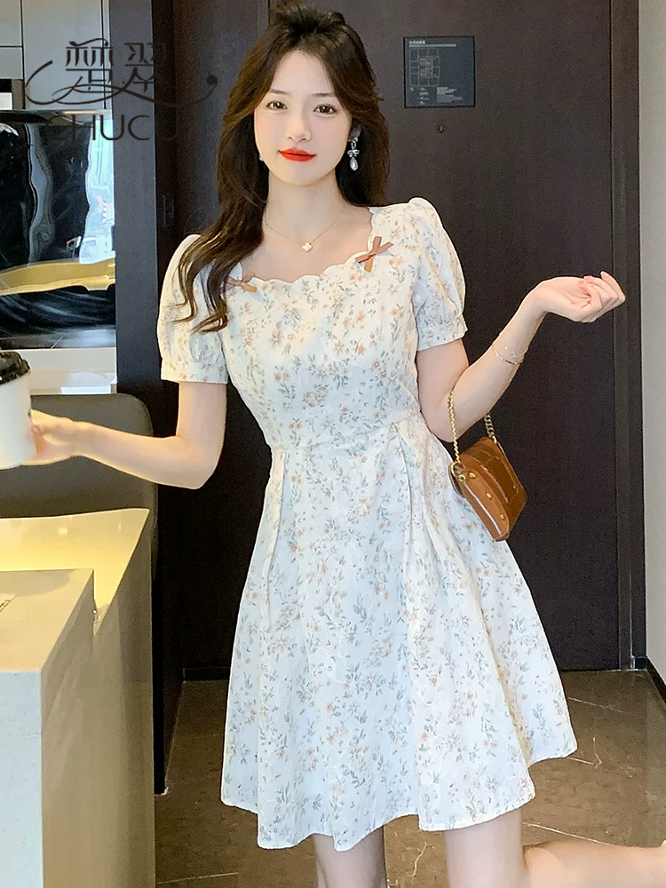 法式茶歇碎花连衣裙子女士夏季时尚小个子气质小清新短裙2026新款